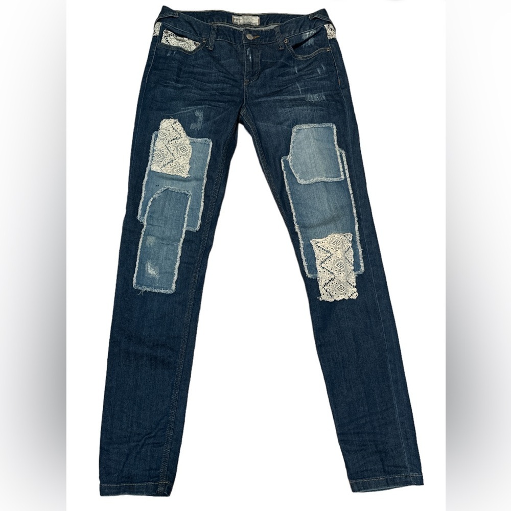 Free People Patchwork & Lace Jeans sz 27